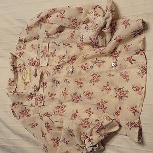 Joyfolie flower shirt ✨️